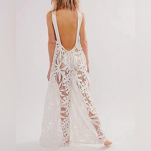 NWOT Free People FP Intimately La Vida White Crochet Cutout Lace Floral Jumpsuit - Picture 3 of 13
